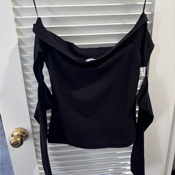 Ariel Off Shoulder Top - Picture 5 of 6